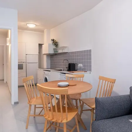 Flateli Cort Reial 10 Gerona